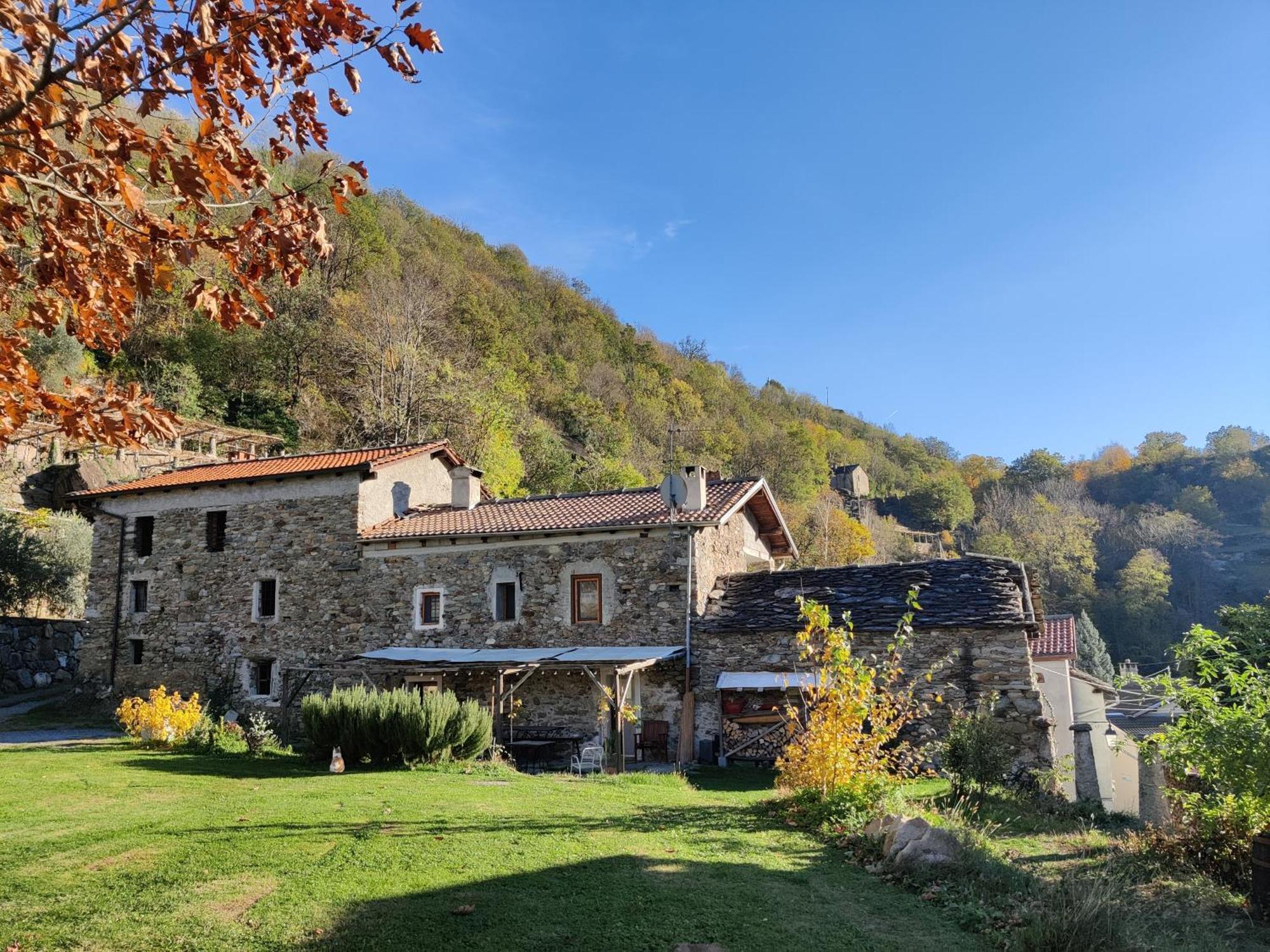 Relais del Brigante Bed and Breakfast Settimo Vittone Buitenkant foto